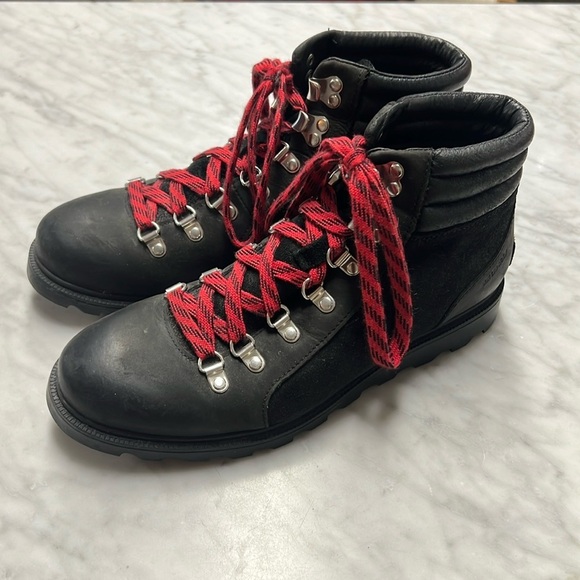 SOREL Women's Ainsley Conquest Waterproof Hiking Boot Size US9 - Picture 2 of 12